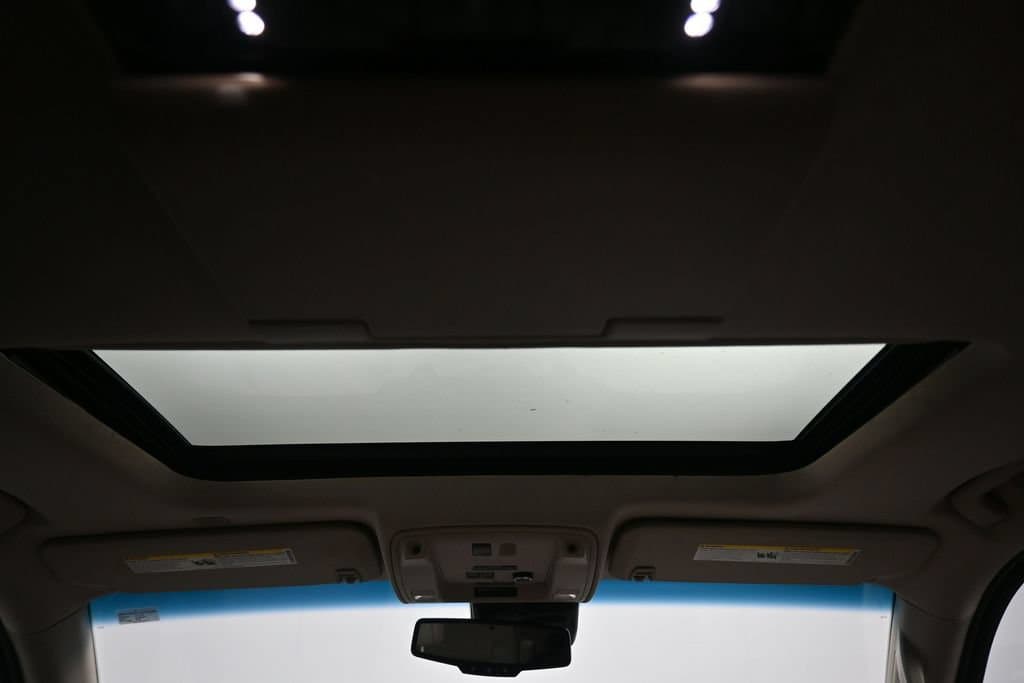 2018 GMC Yukon Denali, photo 50 of 73