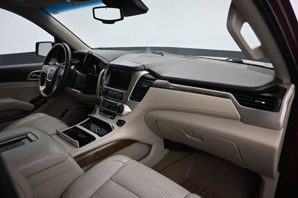 2018 GMC Yukon Denali, photo 55 of 73