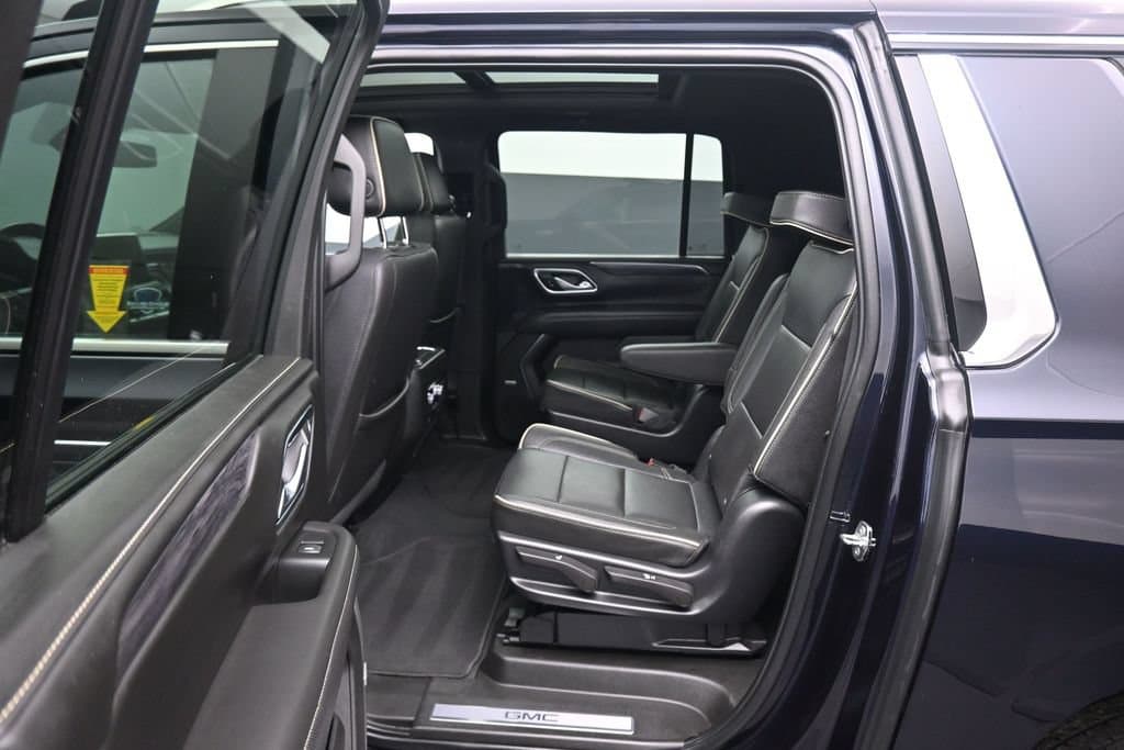2022 GMC Yukon XL SLT, photo 36 of 79