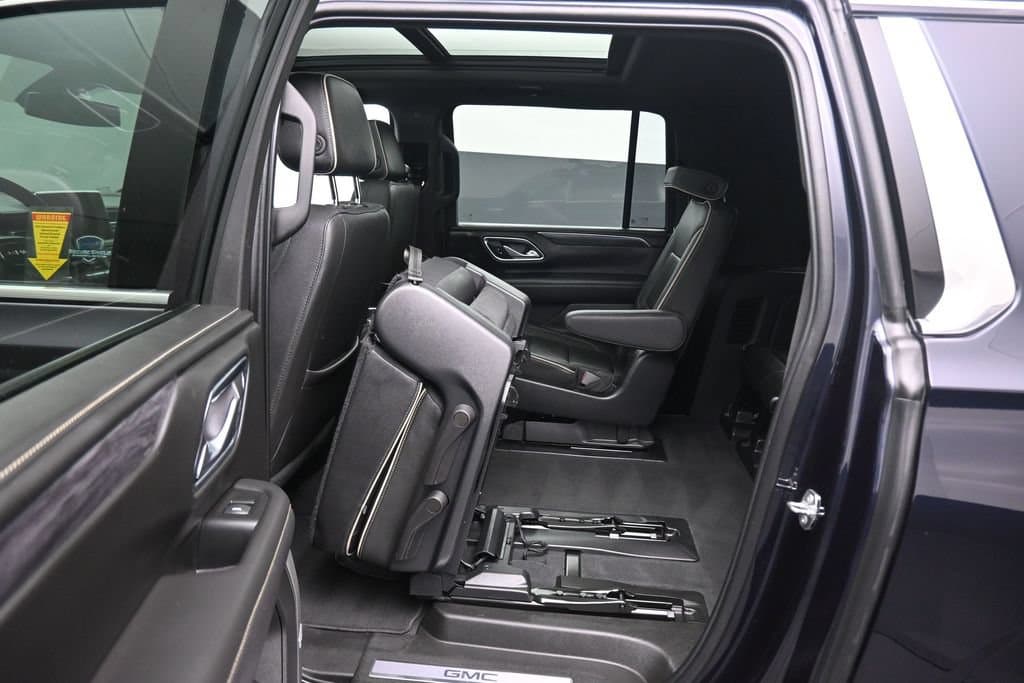 2022 GMC Yukon XL SLT, photo 40 of 79