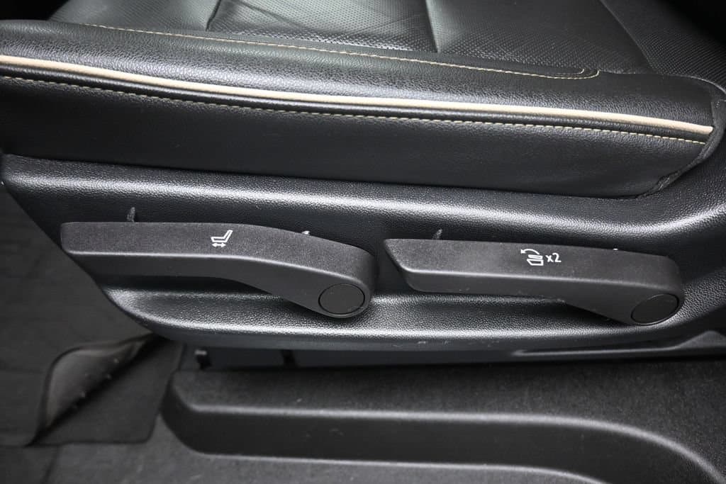 2022 GMC Yukon XL SLT, photo 39 of 81