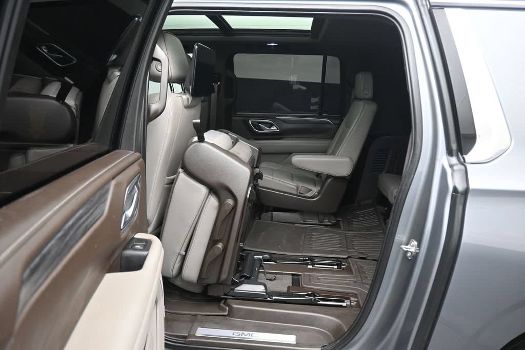 2021 GMC Yukon XL SLT, photo 44 of 83