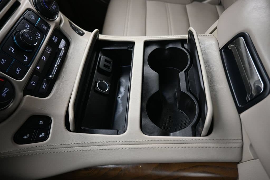 2019 GMC Yukon XL Denali, photo 23 of 74