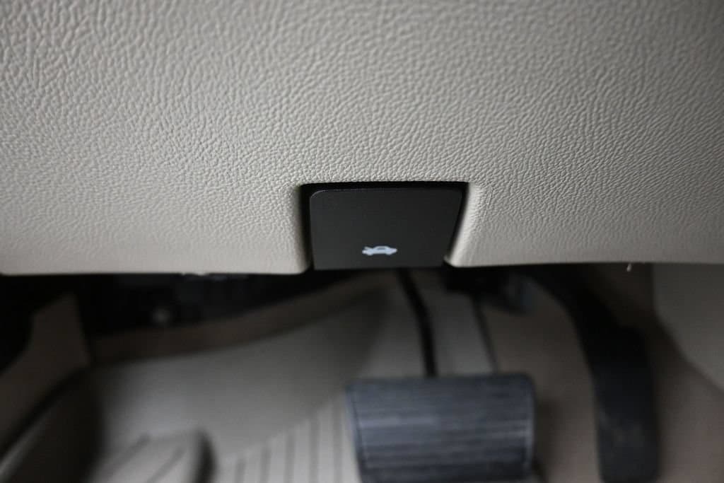 2019 GMC Yukon XL Denali, photo 29 of 74