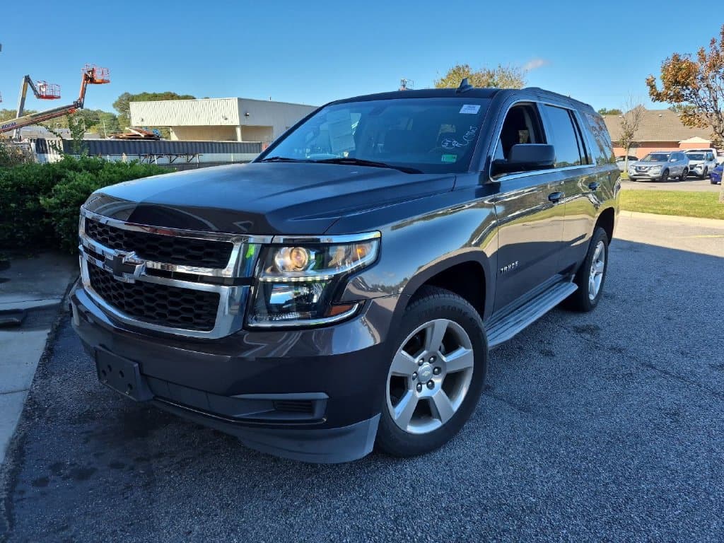 2016 Chevrolet Tahoe LS, photo 4 of 7