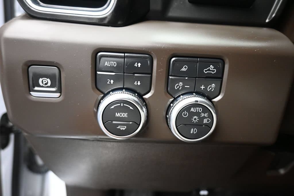2024 GMC Sierra 2500HD Denali, photo 34 of 79