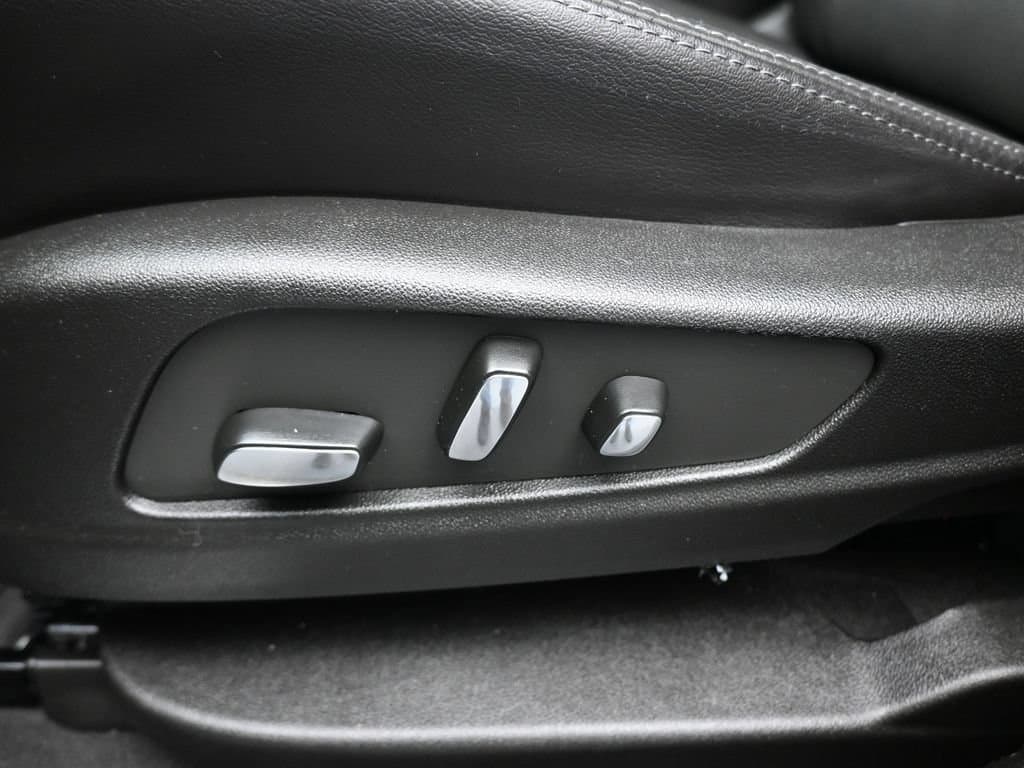 2025 Cadillac XT5 Premium Luxury, photo 14 of 68