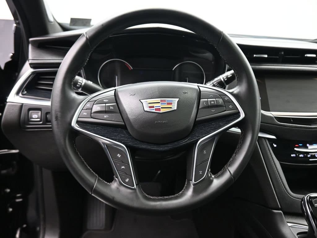 2025 Cadillac XT5 Premium Luxury, photo 16 of 68