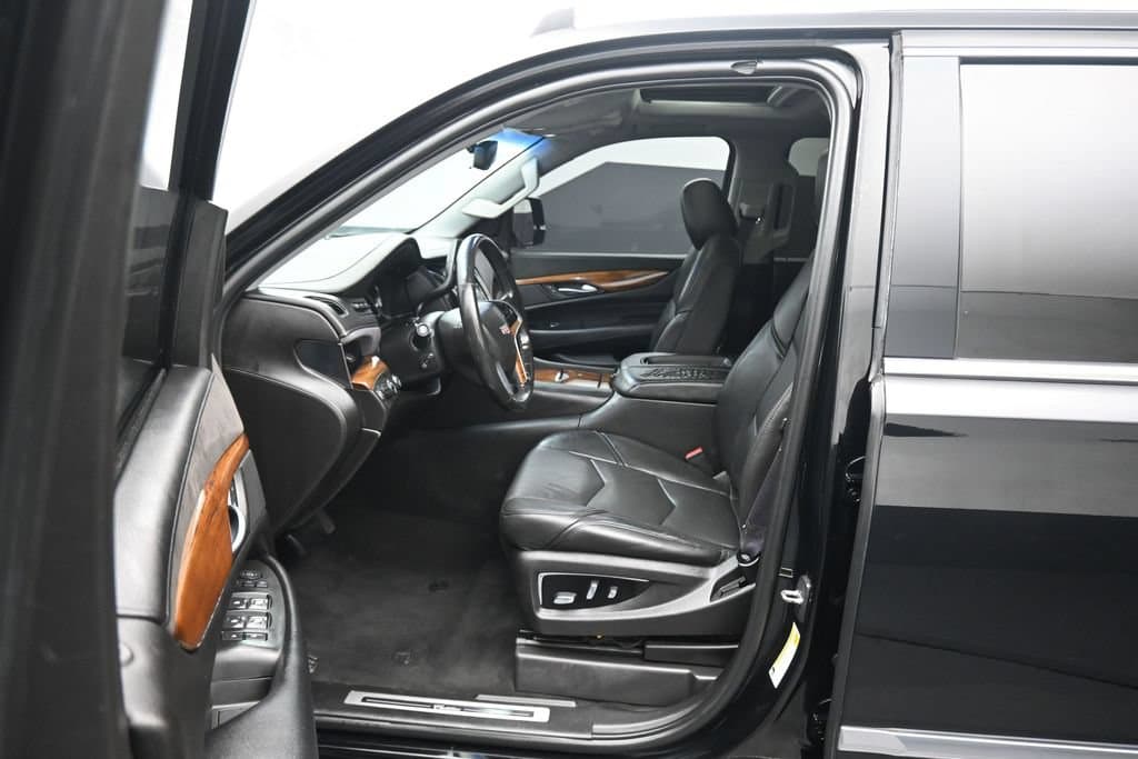 2017 Cadillac Escalade ESV Premium, photo 12 of 75