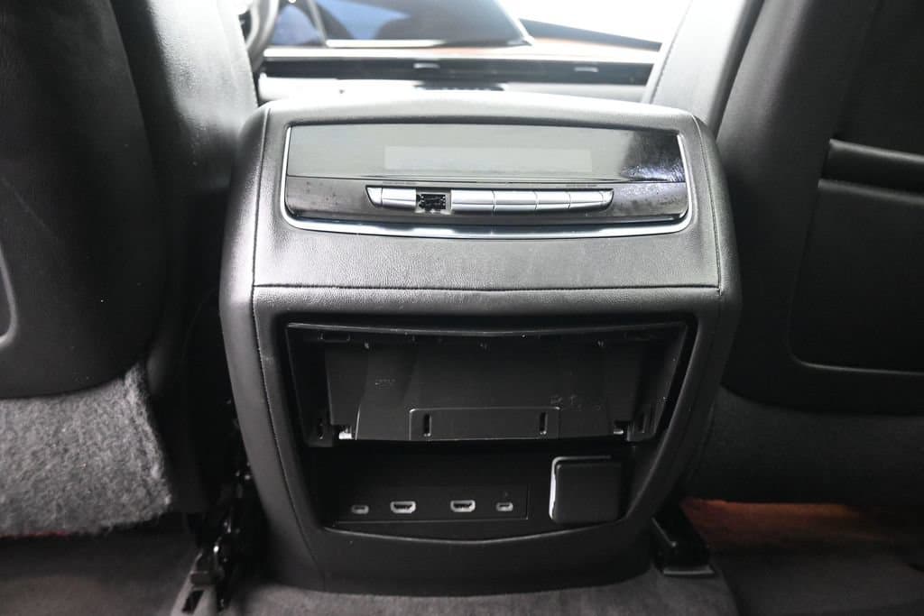 2024 Cadillac Escalade ESV Premium, photo 44 of 90