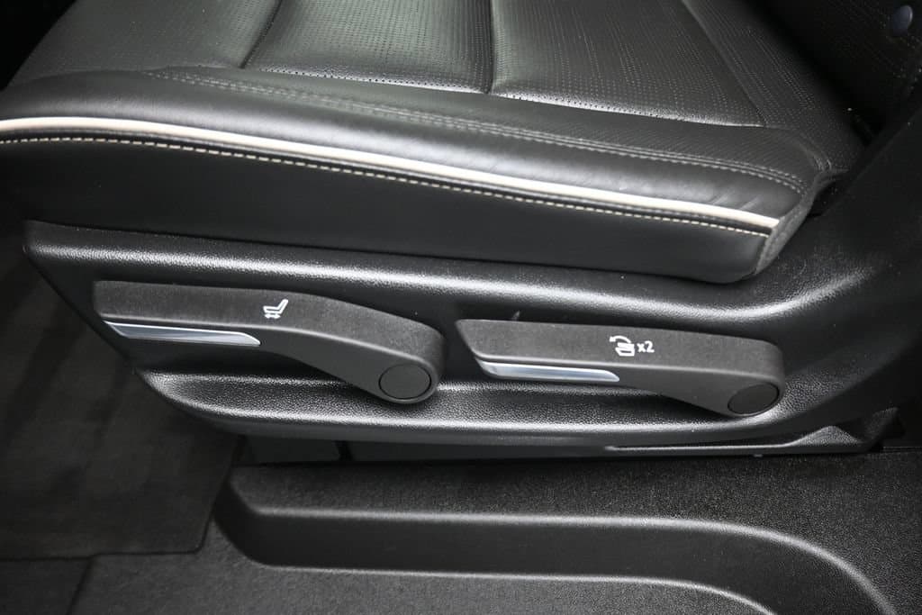 2024 Cadillac Escalade ESV Premium, photo 42 of 90