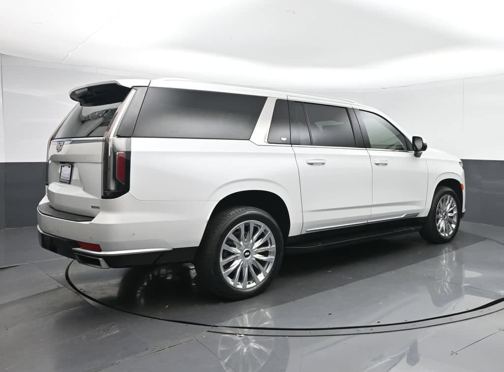2024 Cadillac Escalade ESV Premium, photo 7 of 90