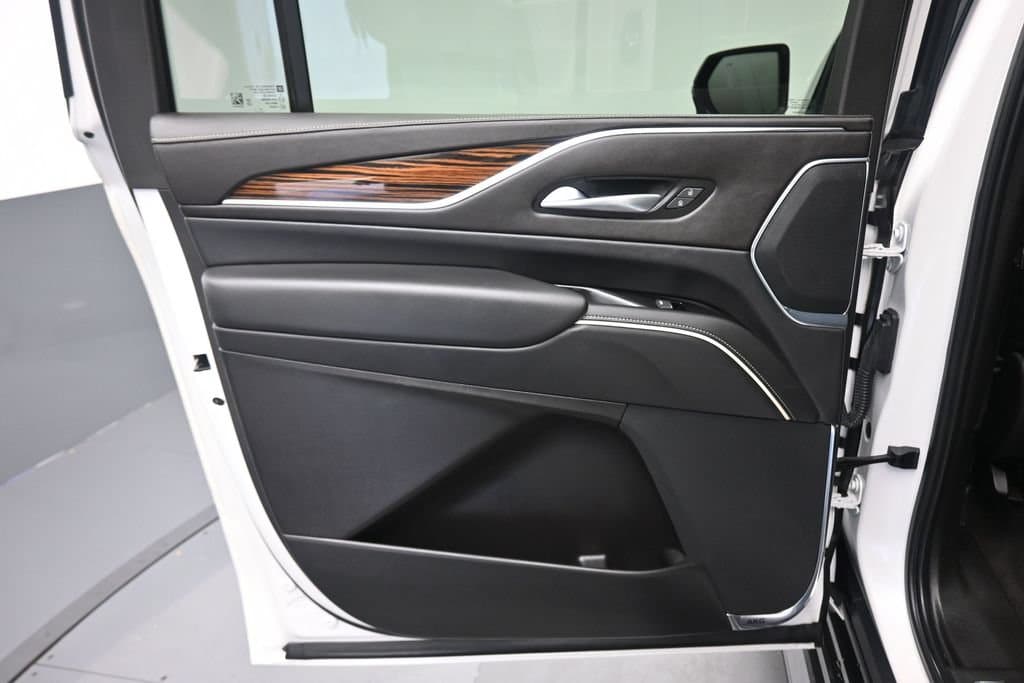 2024 Cadillac Escalade ESV Premium, photo 39 of 90