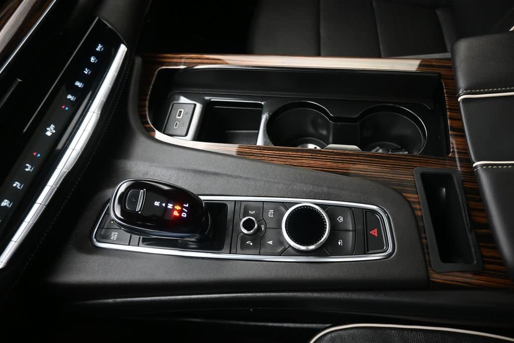 2024 Cadillac Escalade ESV Premium, photo 33 of 90