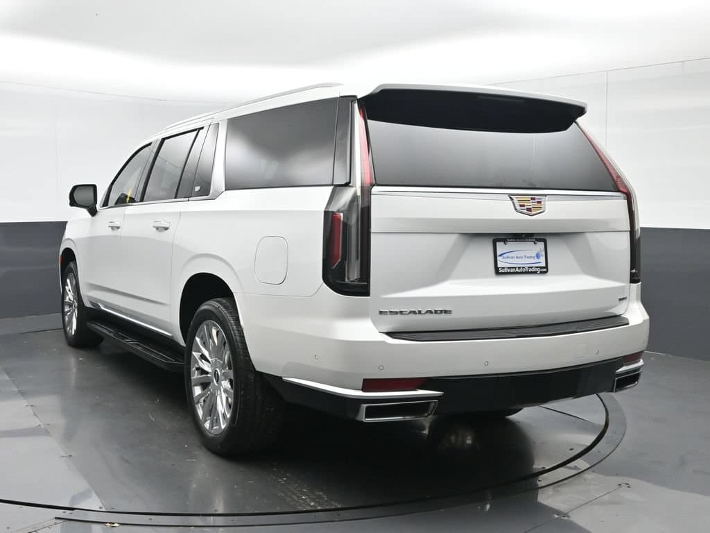 2024 Cadillac Escalade ESV Premium, photo 5 of 90