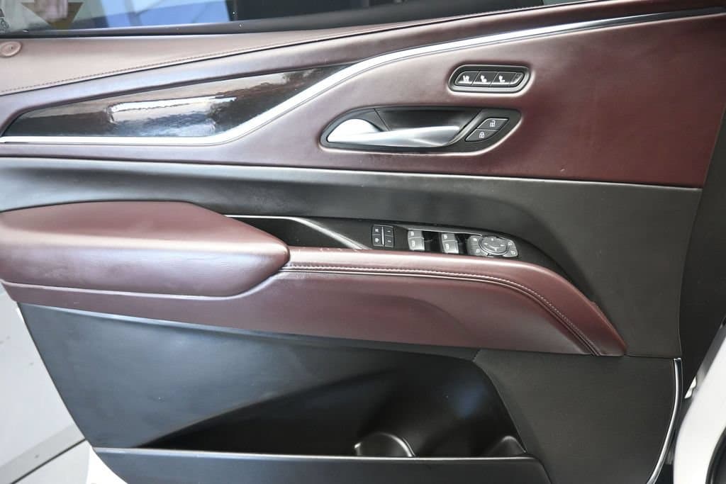 2021 Cadillac Escalade ESV Sport Platinum, photo 10 of 86