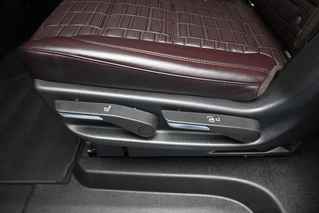 2021 Cadillac Escalade ESV Sport Platinum, photo 43 of 86