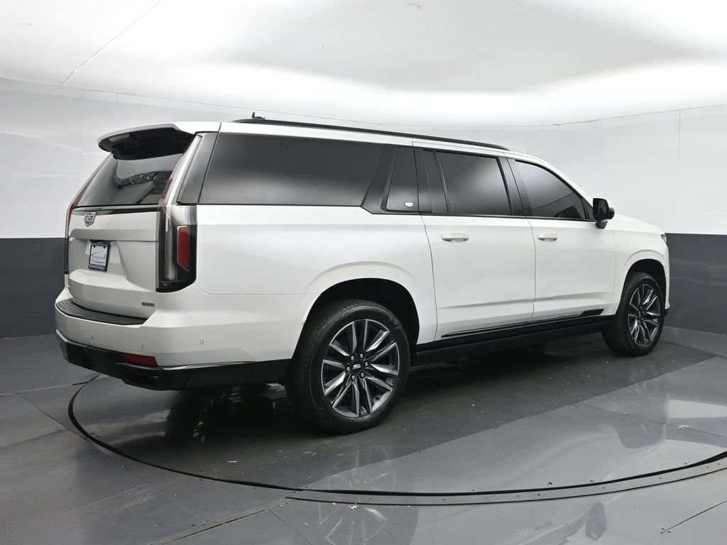 2021 Cadillac Escalade ESV Sport Platinum, photo 7 of 86