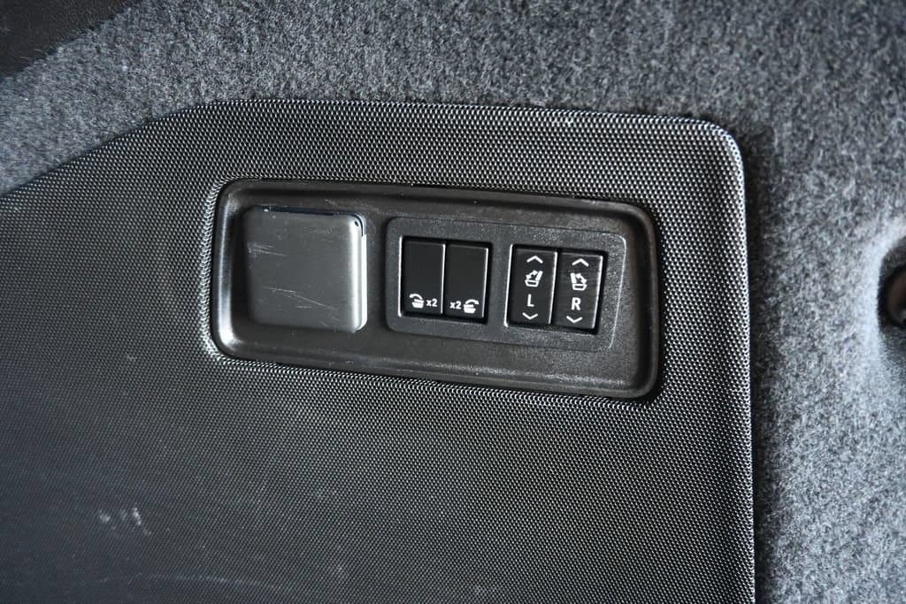 2021 Cadillac Escalade ESV Sport Platinum, photo 72 of 86