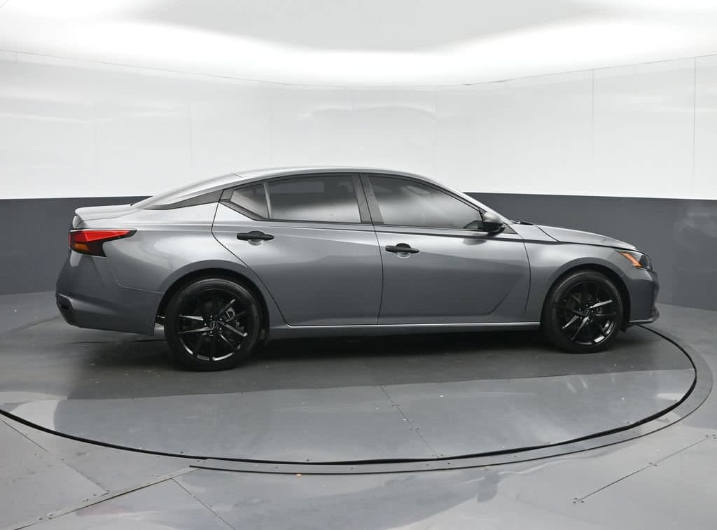 2024 Nissan Altima 2.5 S, photo 8 of 52