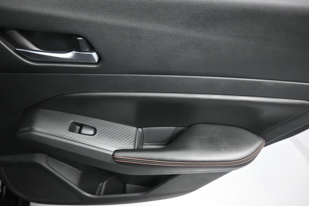 2021 Nissan Altima 2.5 SR, photo 34 of 56