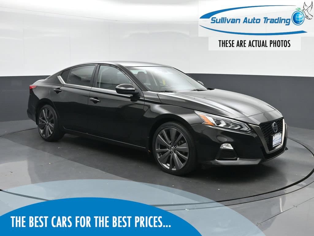 2021 Nissan Altima 2.5 SR, photo 1 of 56