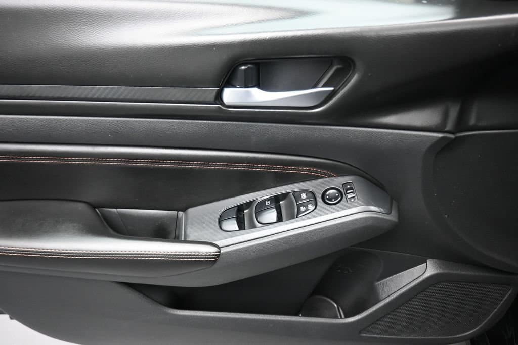 2021 Nissan Altima 2.5 SR, photo 10 of 56