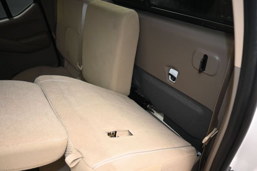 2019 Nissan Frontier SV, photo 29 of 54