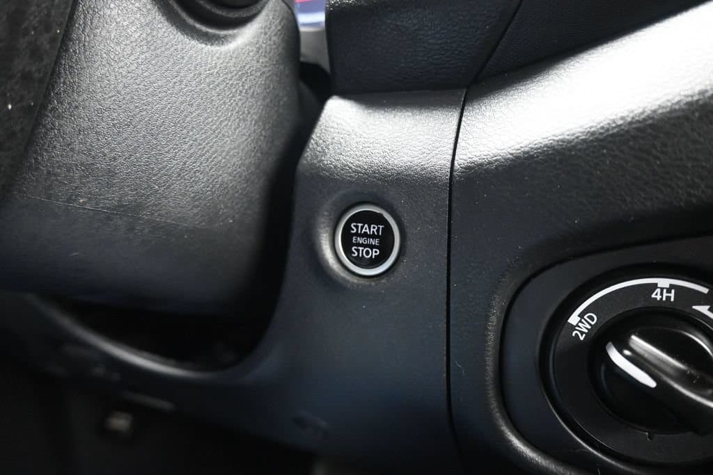 2023 Nissan Frontier SV, photo 20 of 59