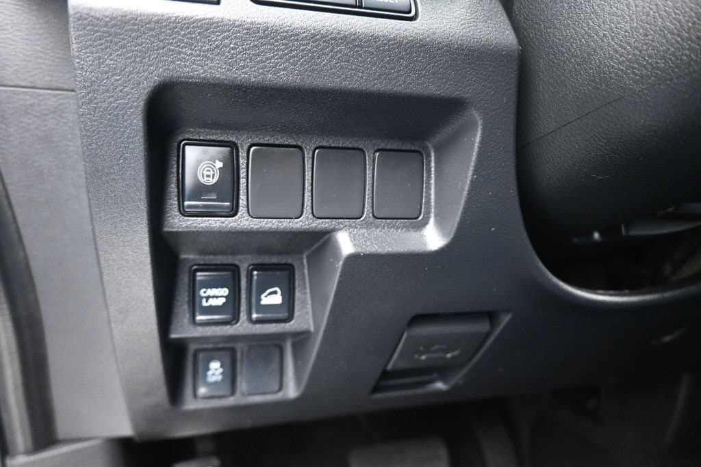 2023 Nissan Frontier SV, photo 25 of 59
