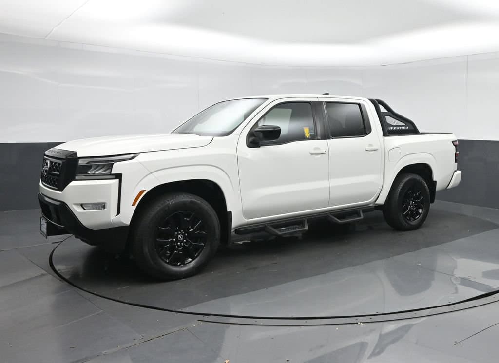 2023 Nissan Frontier SV, photo 3 of 59
