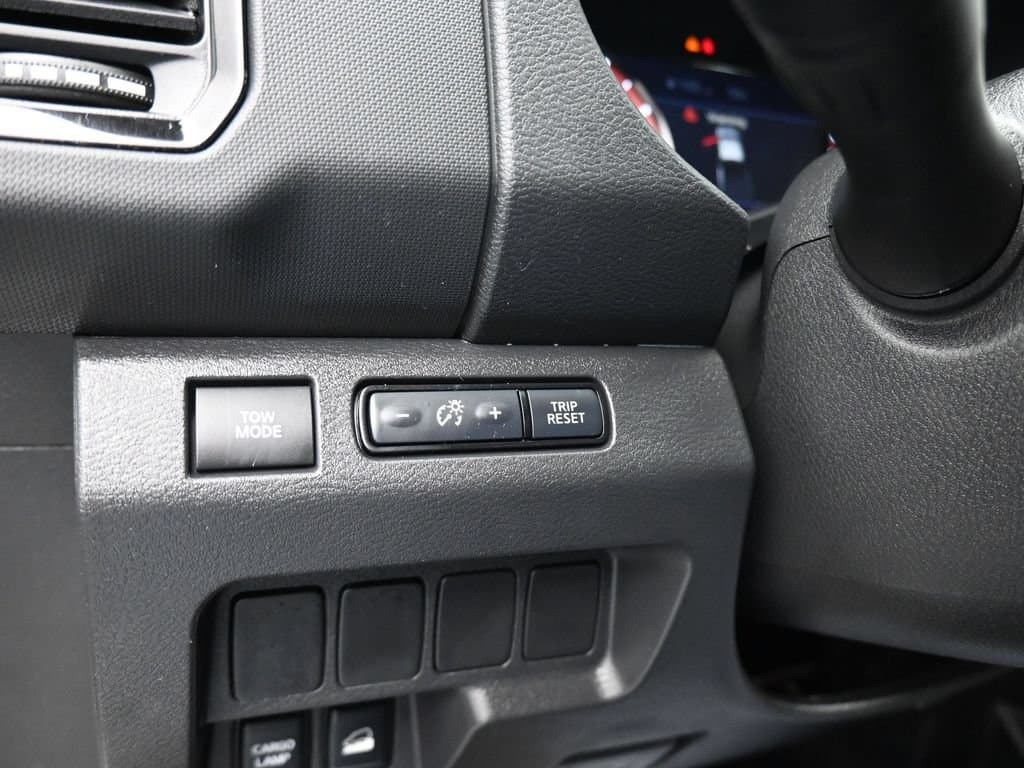 2022 Nissan Frontier PRO-4X, photo 27 of 60