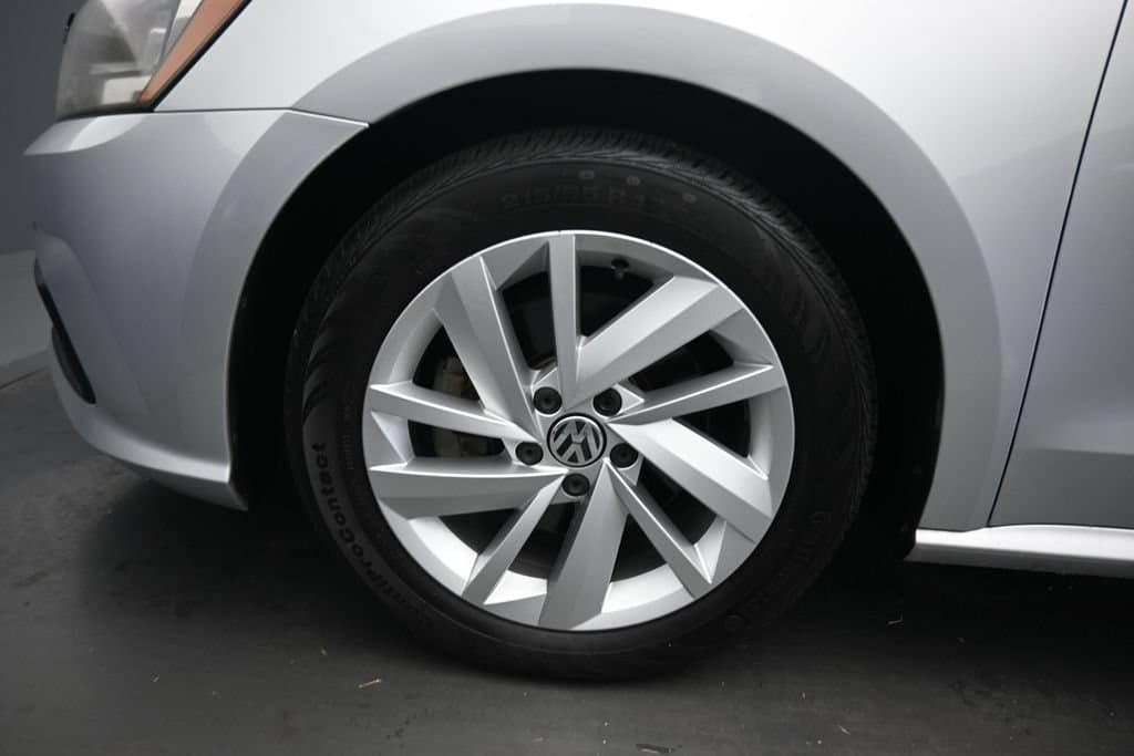 2018 Volkswagen Passat 2.0T SE w/Technology, photo 50 of 59