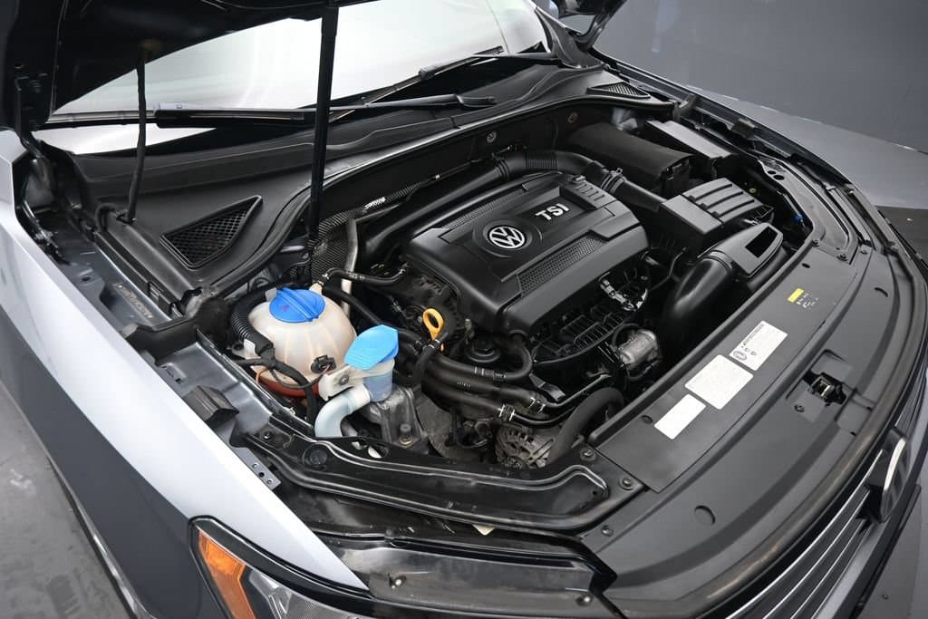 2017 Volkswagen Passat 1.8T SE, photo 44 of 56