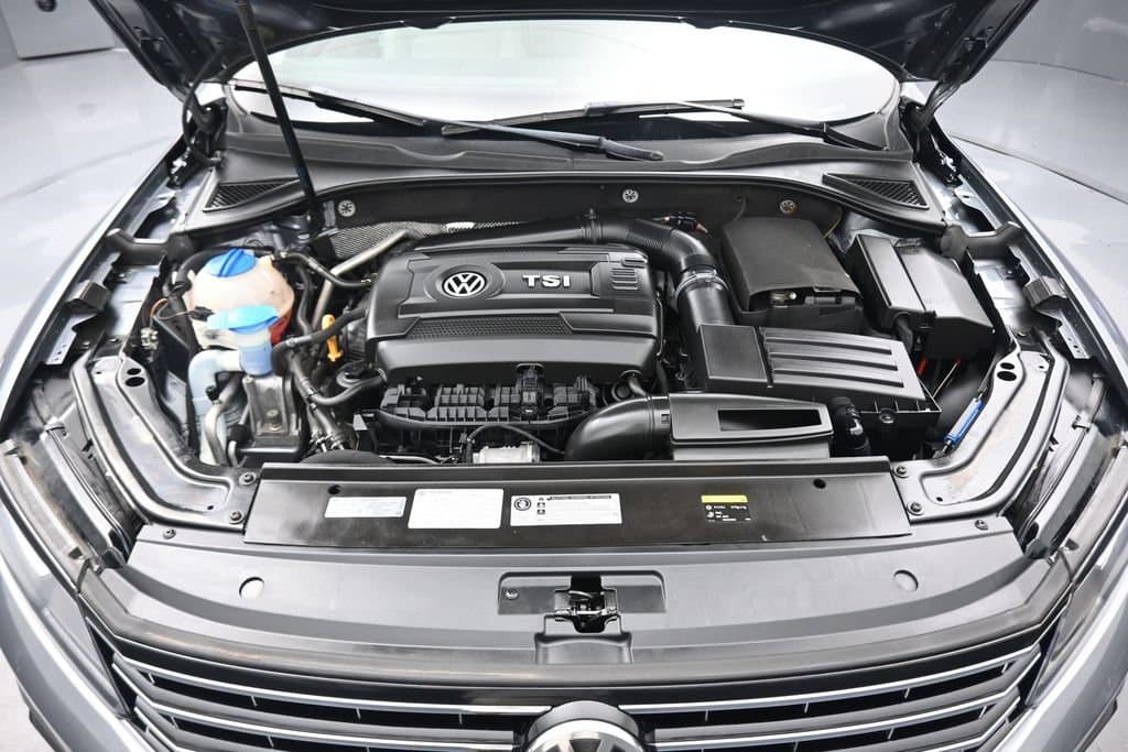 2017 Volkswagen Passat 1.8T SE, photo 45 of 56
