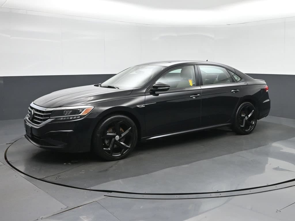 2020 Volkswagen Passat 2.0T R-Line, photo 3 of 62
