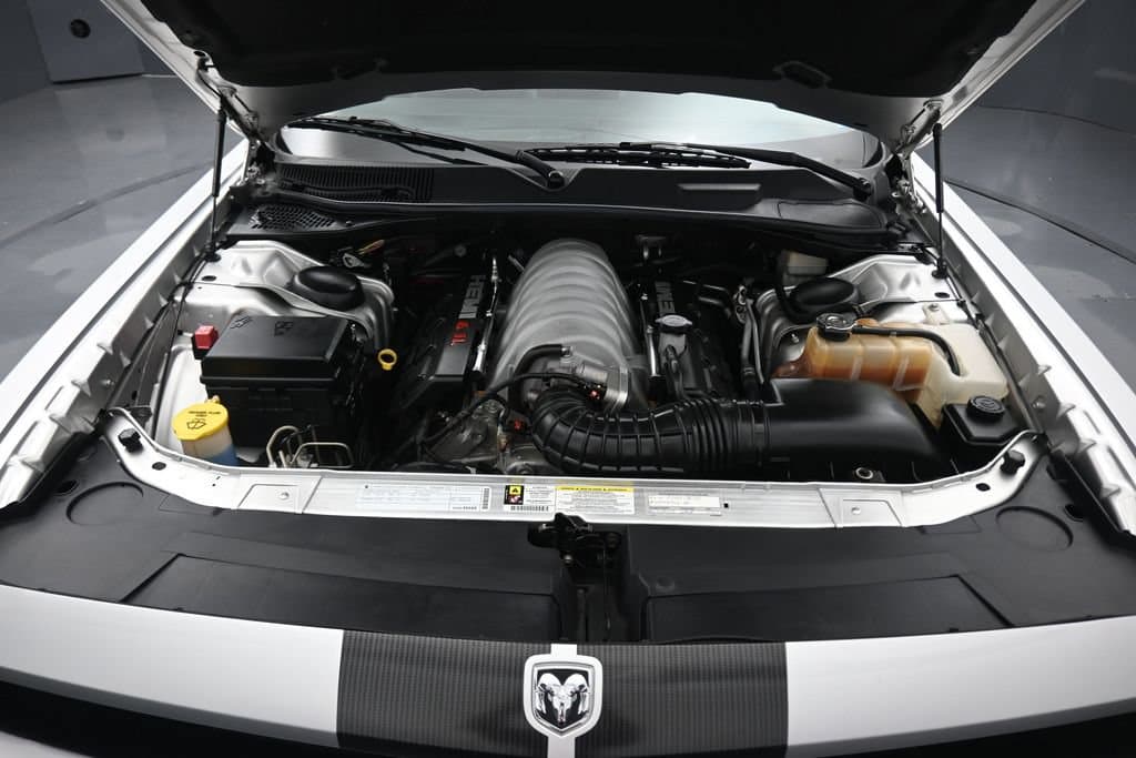 2009 Dodge Challenger SRT8, photo 41 of 48