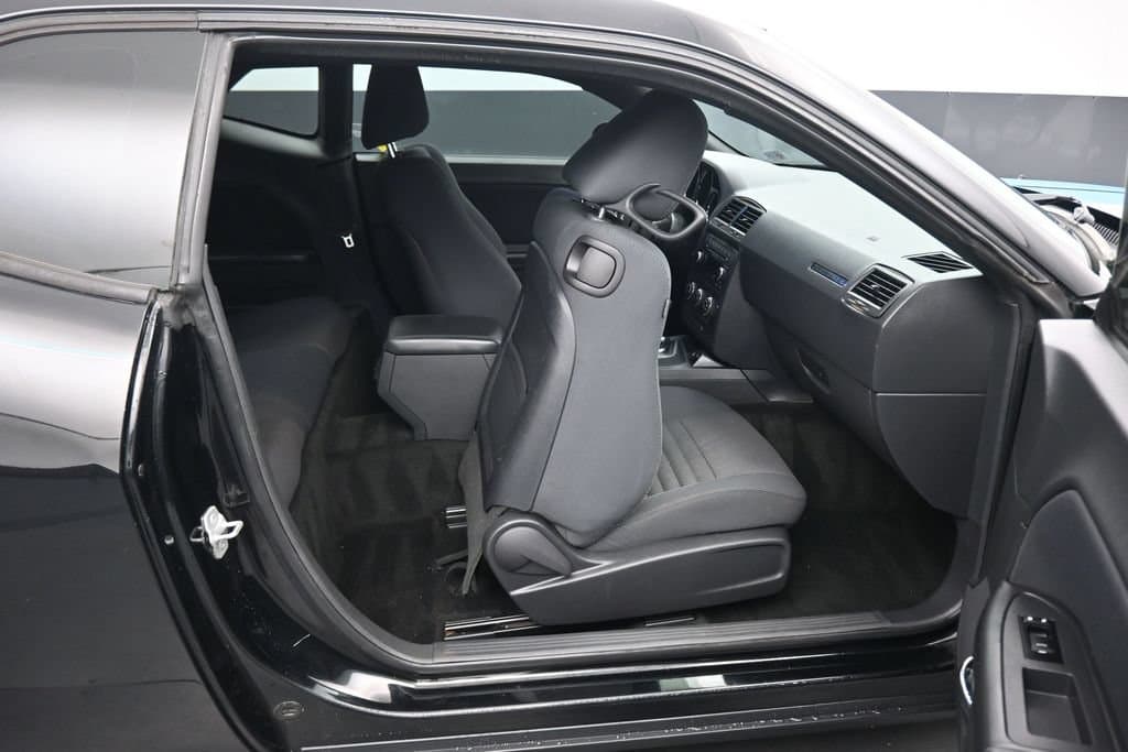 2012 Dodge Challenger SXT, photo 34 of 51