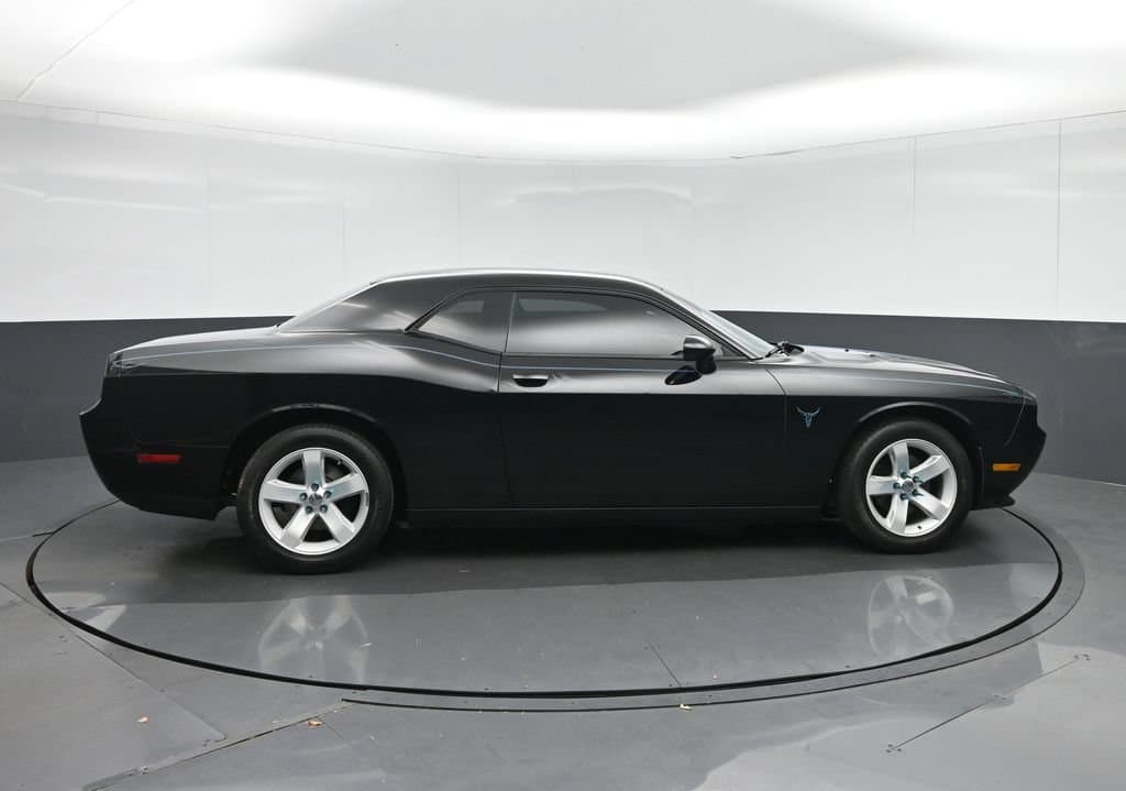 2012 Dodge Challenger SXT, photo 8 of 51