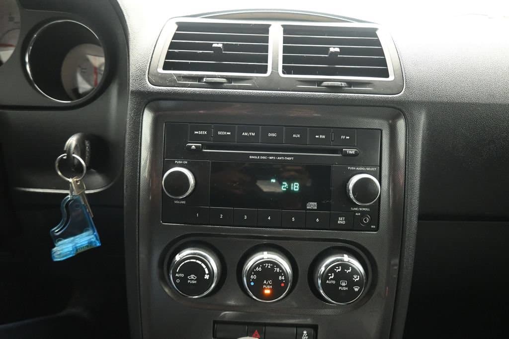 2012 Dodge Challenger SXT, photo 17 of 51