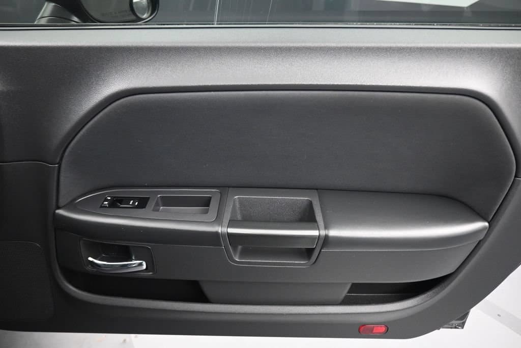 2012 Dodge Challenger SXT, photo 31 of 51