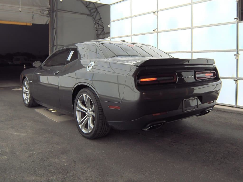 2022 Dodge Challenger R/T, photo 5 of 11