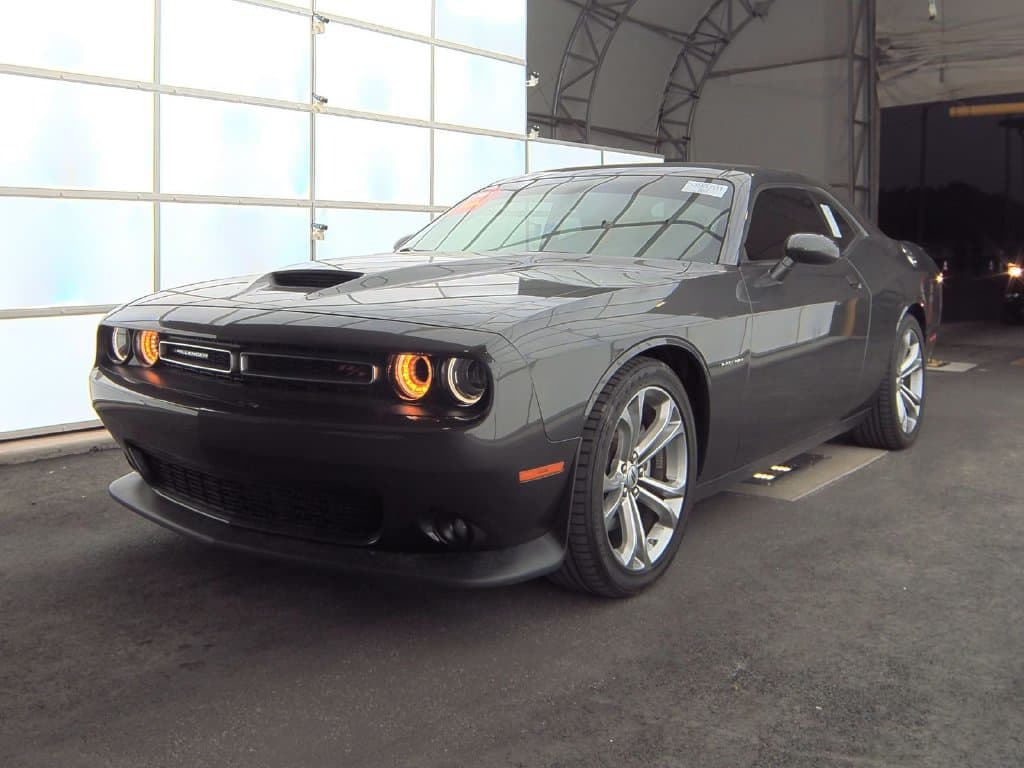 2022 Dodge Challenger R/T, photo 6 of 11