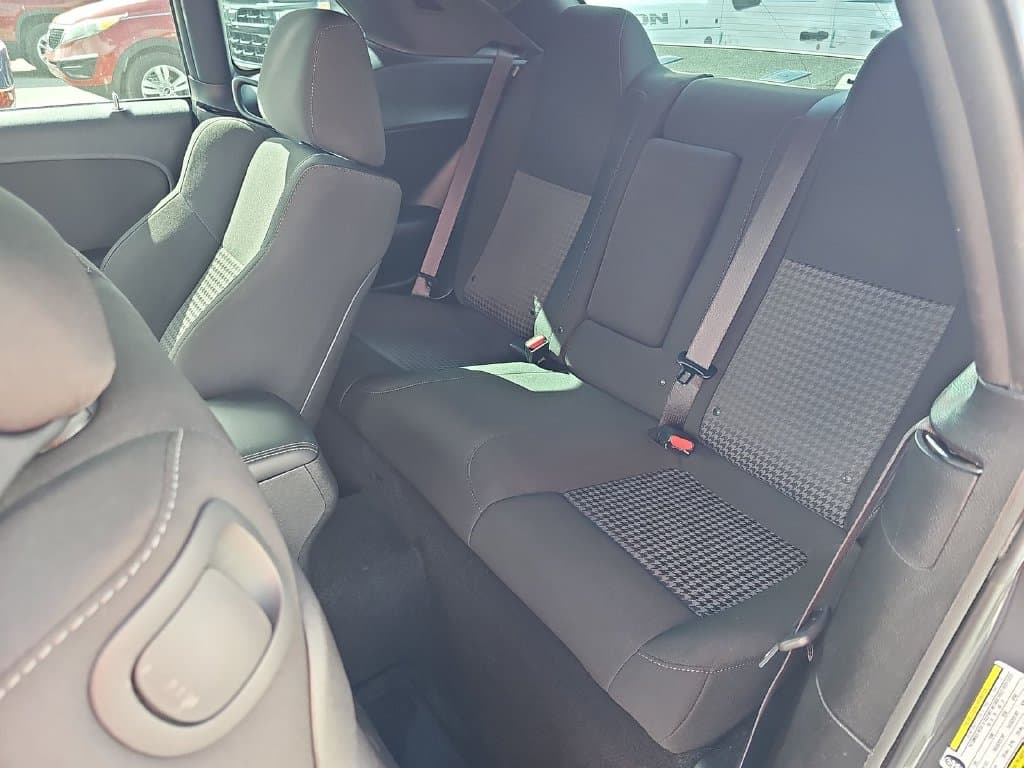 2022 Dodge Challenger R/T, photo 8 of 11