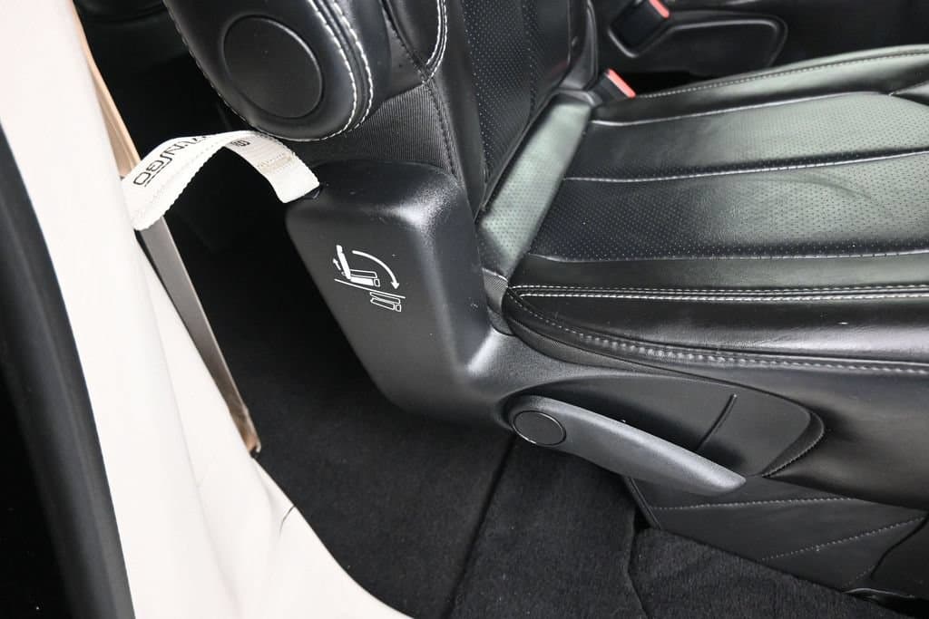 2024 Chrysler Pacifica Touring L, photo 45 of 77