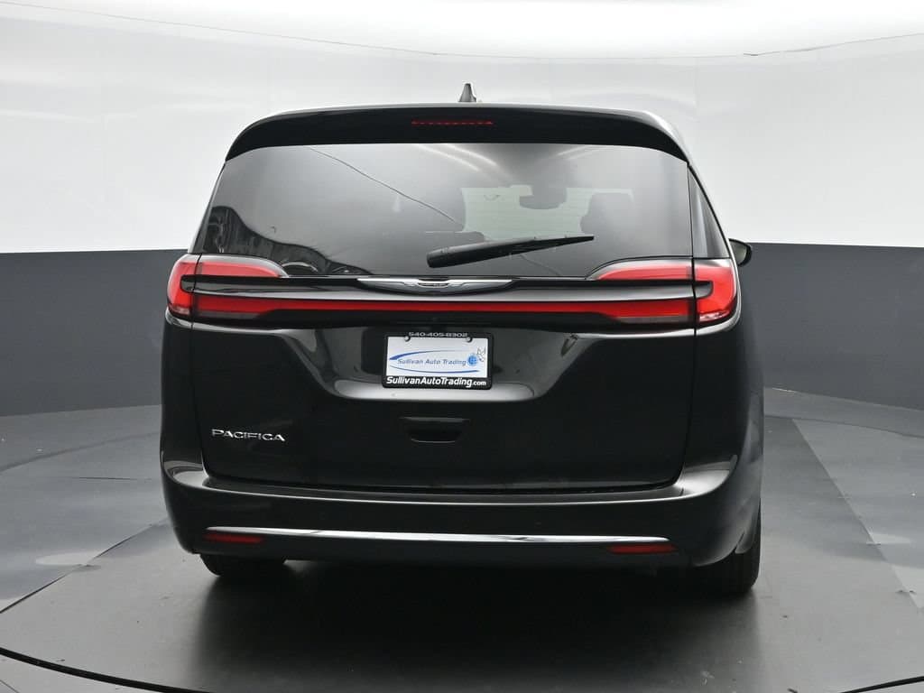 2024 Chrysler Pacifica Touring L, photo 6 of 77