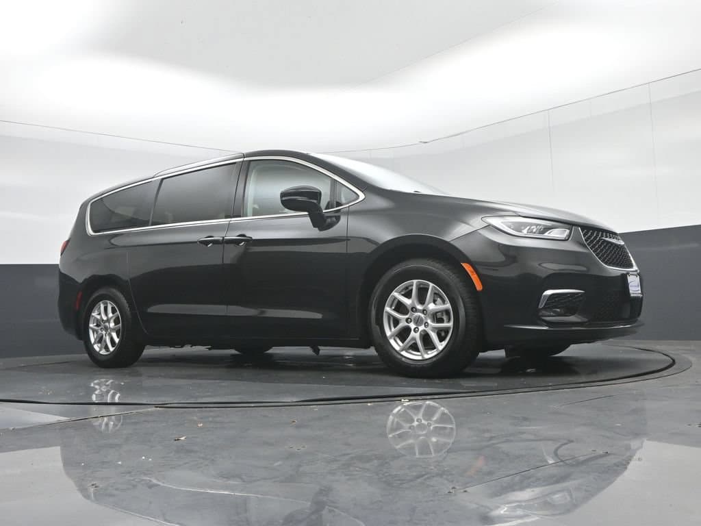 2024 Chrysler Pacifica Touring L, photo 70 of 77