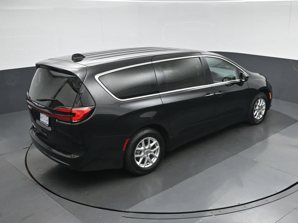 2024 Chrysler Pacifica Touring L, photo 77 of 77