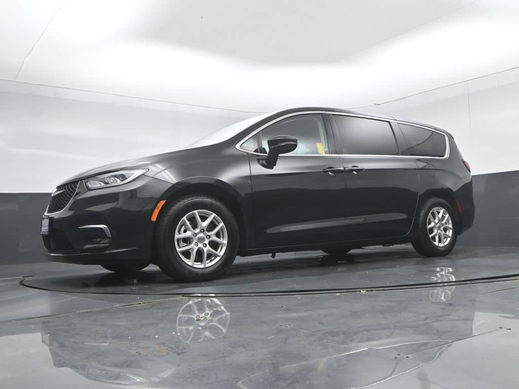 2024 Chrysler Pacifica Touring L, photo 71 of 77