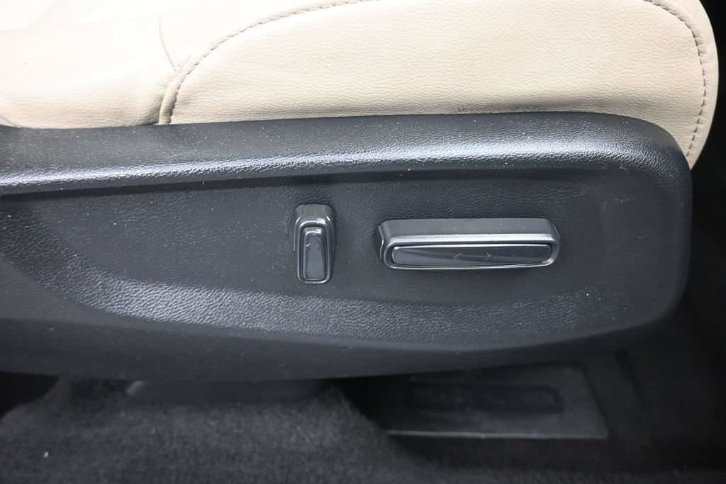 2018 Honda CR-V Touring, photo 44 of 64